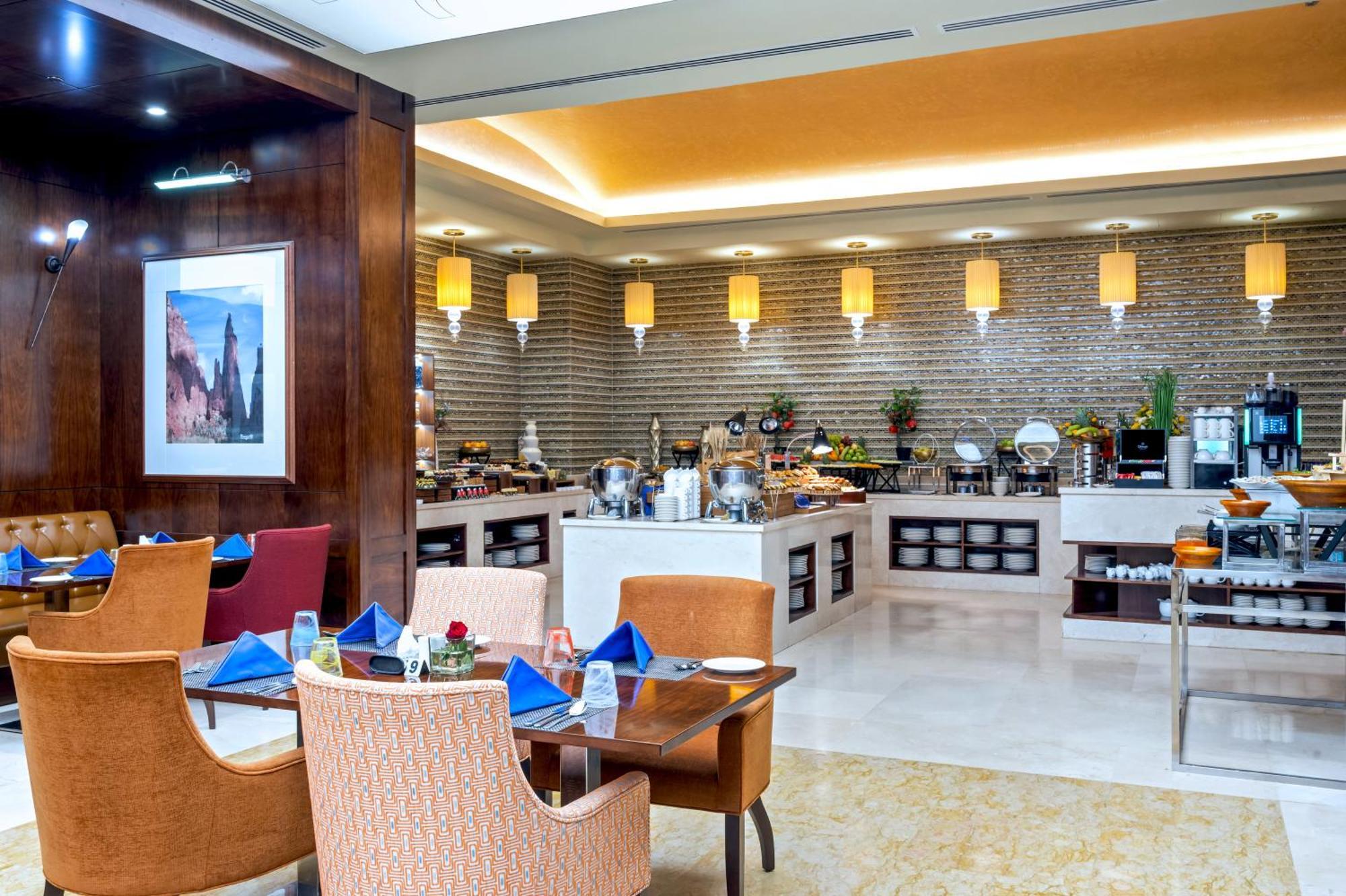 Hotel Grand Millennium Tabuk Extérieur photo