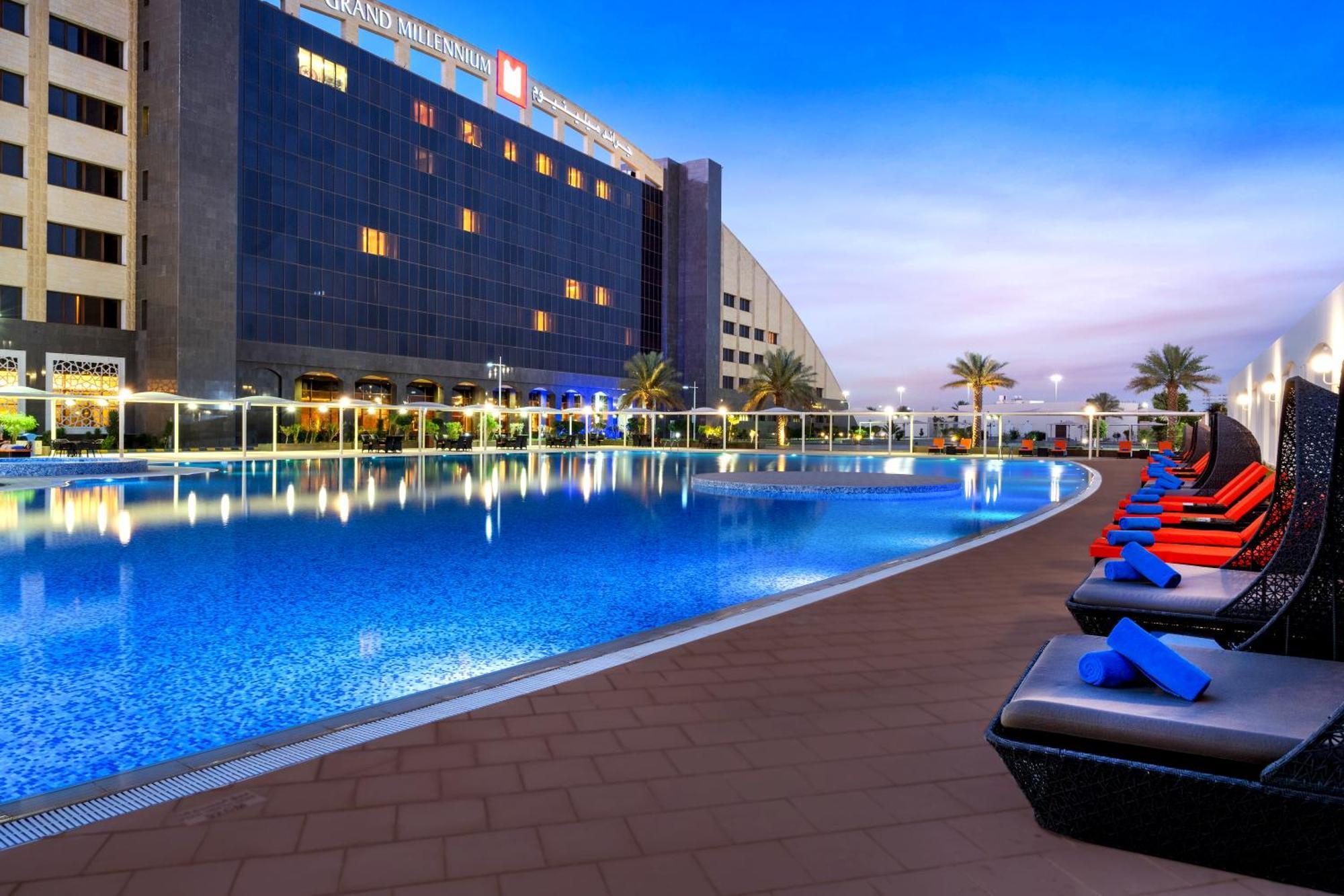 Hotel Grand Millennium Tabuk Extérieur photo